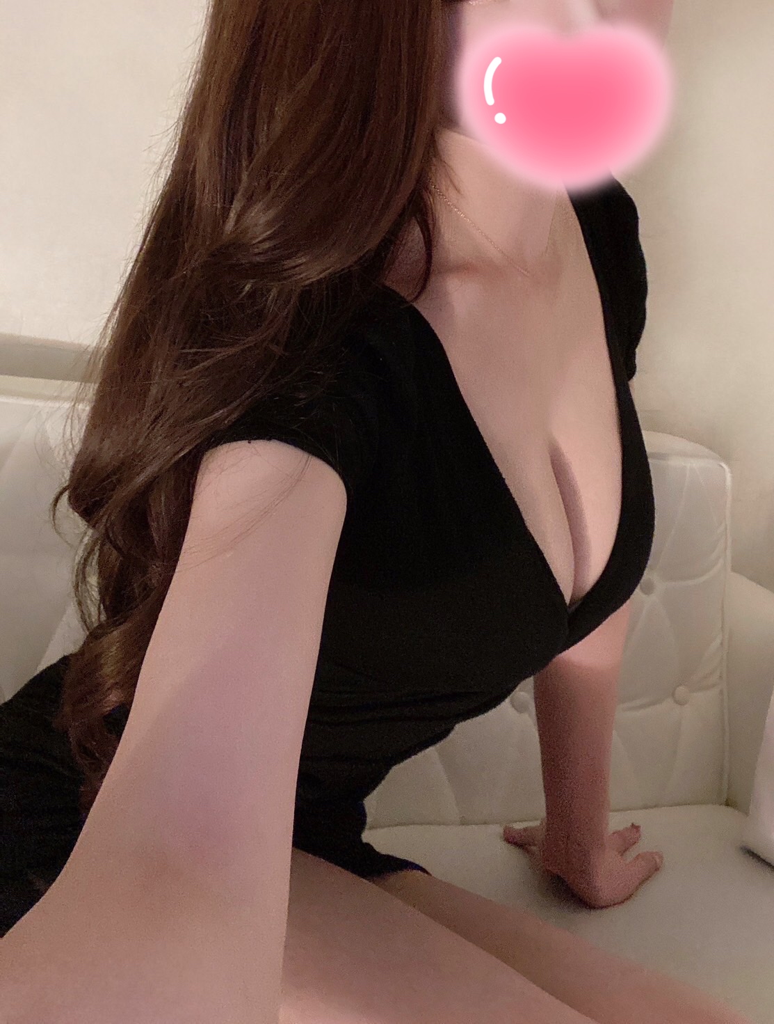 あやな